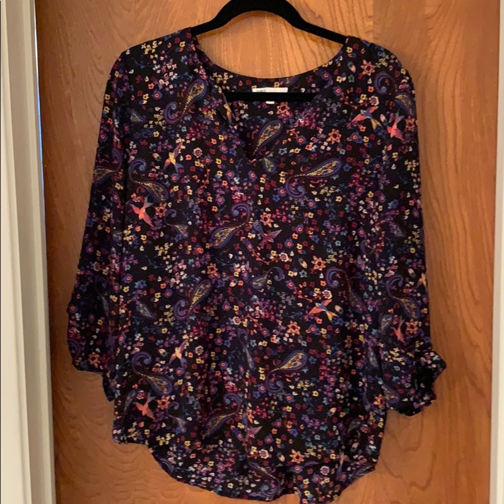 Black paisley top